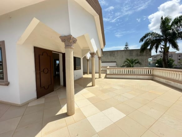 Villa a vendre a Abomey Calavi Akassato 17