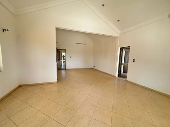 Villa a vendre a Abomey Calavi Akassato 18