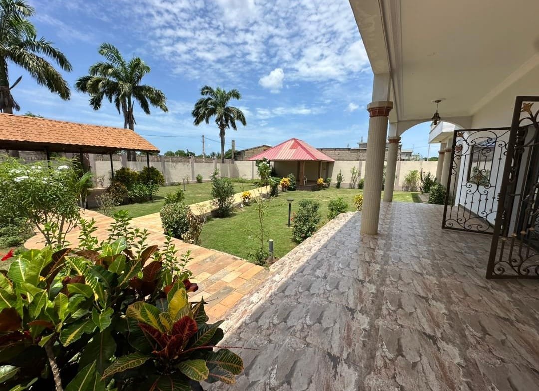 Villa a vendre a Abomey Calavi Akassato 2