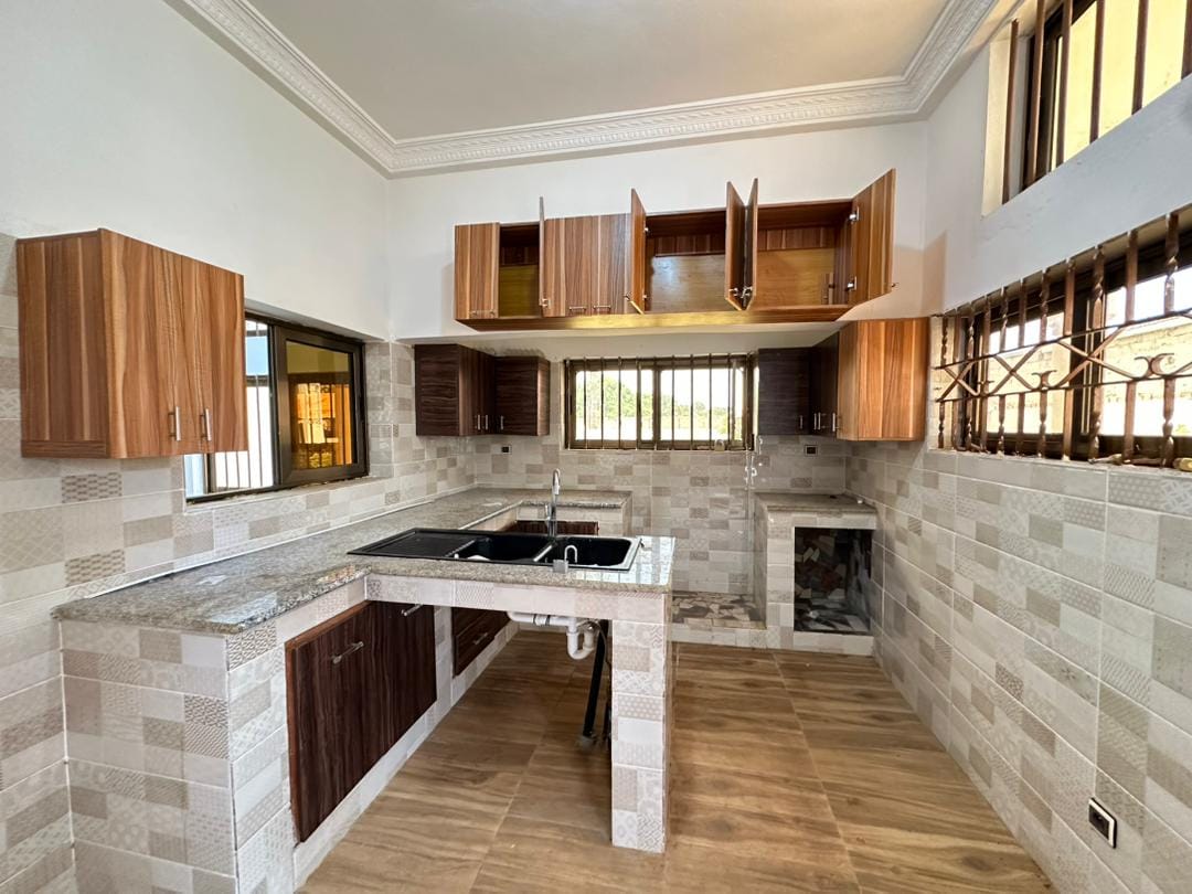 Villa a vendre a Abomey Calavi Akassato 23