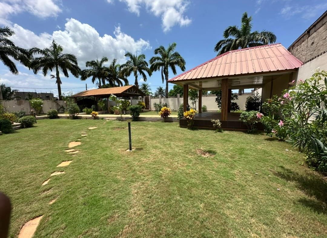 Villa a vendre a Abomey Calavi Akassato 3