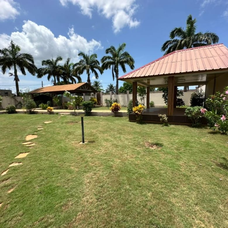 Villa a vendre a Abomey Calavi Akassato 3