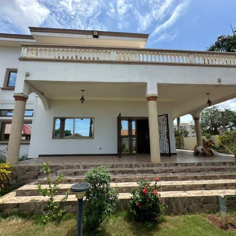 Villa a vendre a Abomey Calavi Akassato 4