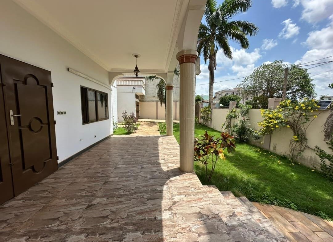 Villa a vendre a Abomey Calavi Akassato 9