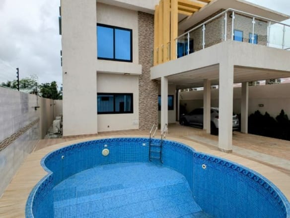 Villa avec piscine à vendre à Cococodji Akadjamey