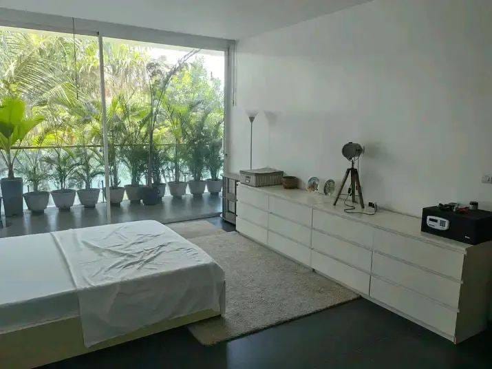 Villa de prestige avec jardin à Fidjrossè 10