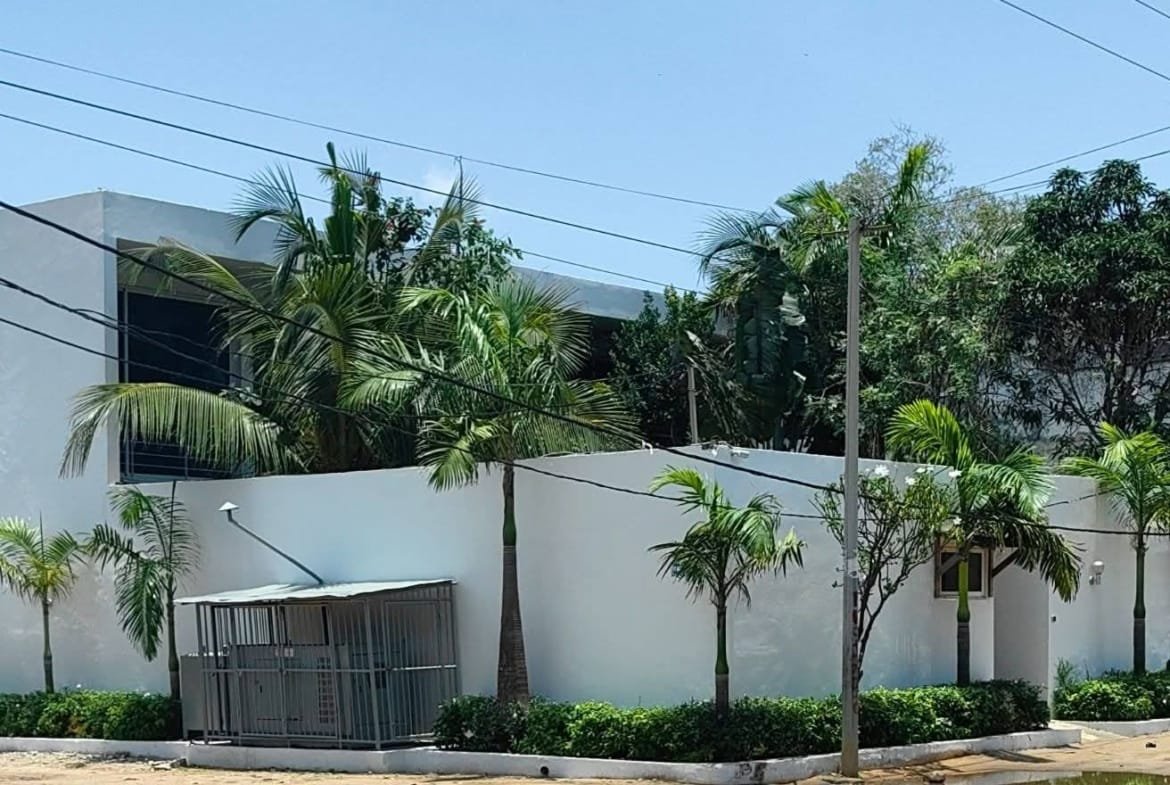 Villa de prestige avec jardin à Fidjrossè