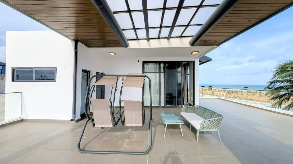Villa d’exception avec piscine et vue mer à Fidjrossè 2 Villa d'exception avec piscine et vue mer à Fidjrossè 2