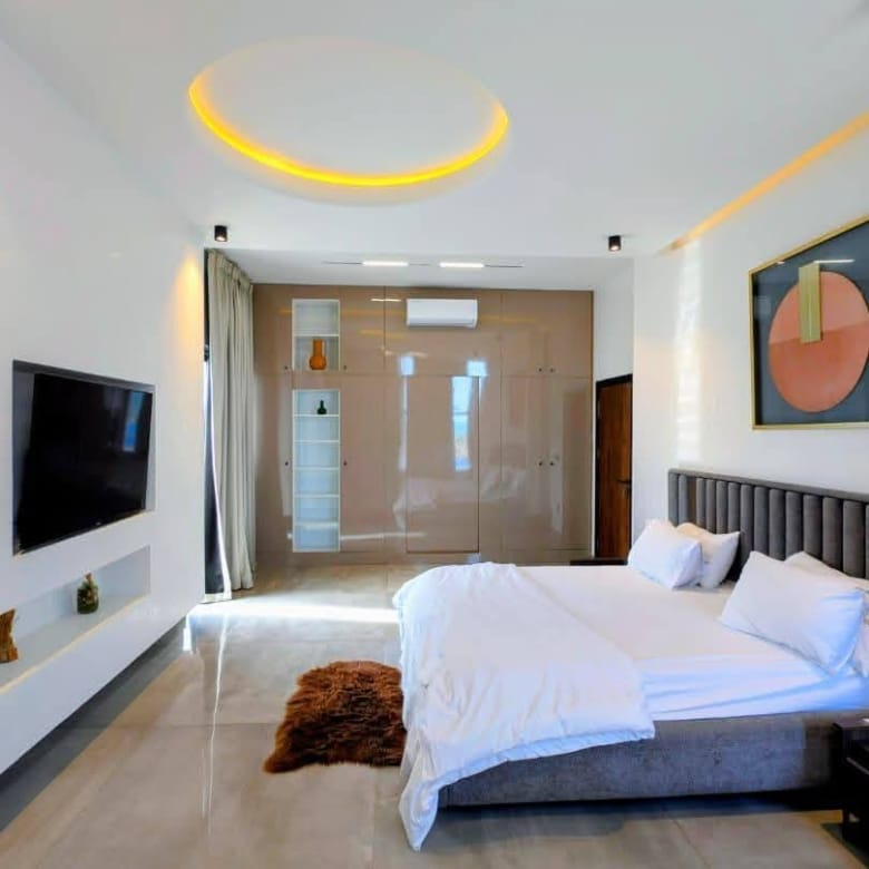 Villa d'exception avec piscine et vue mer à Fidjrossè 33