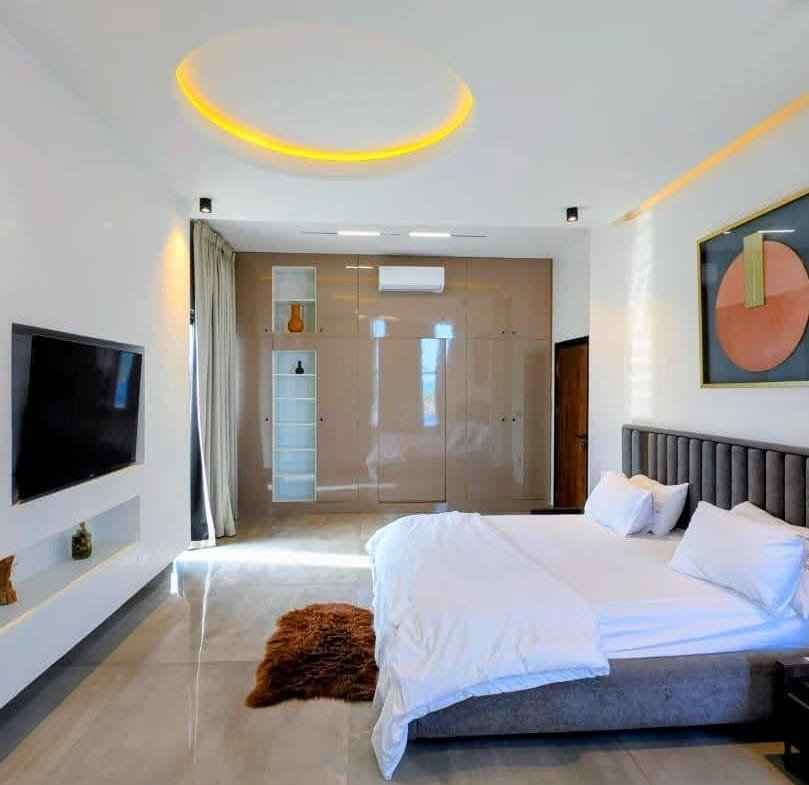 Villa d'exception avec piscine et vue mer à Fidjrossè 33