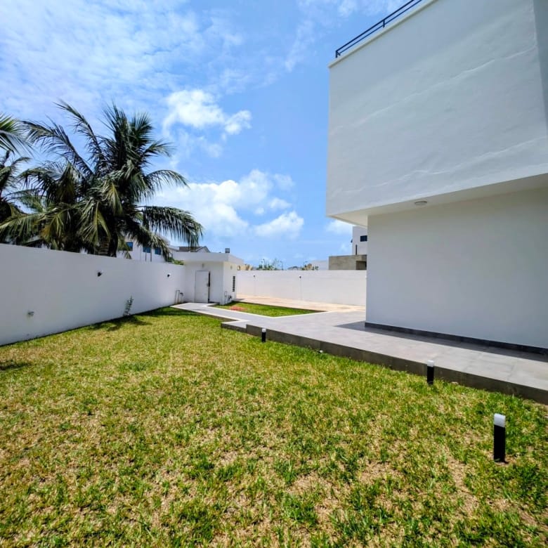 Villa duplex neuve à louer à Akpakpa Cité CENSAD Cotonou 10