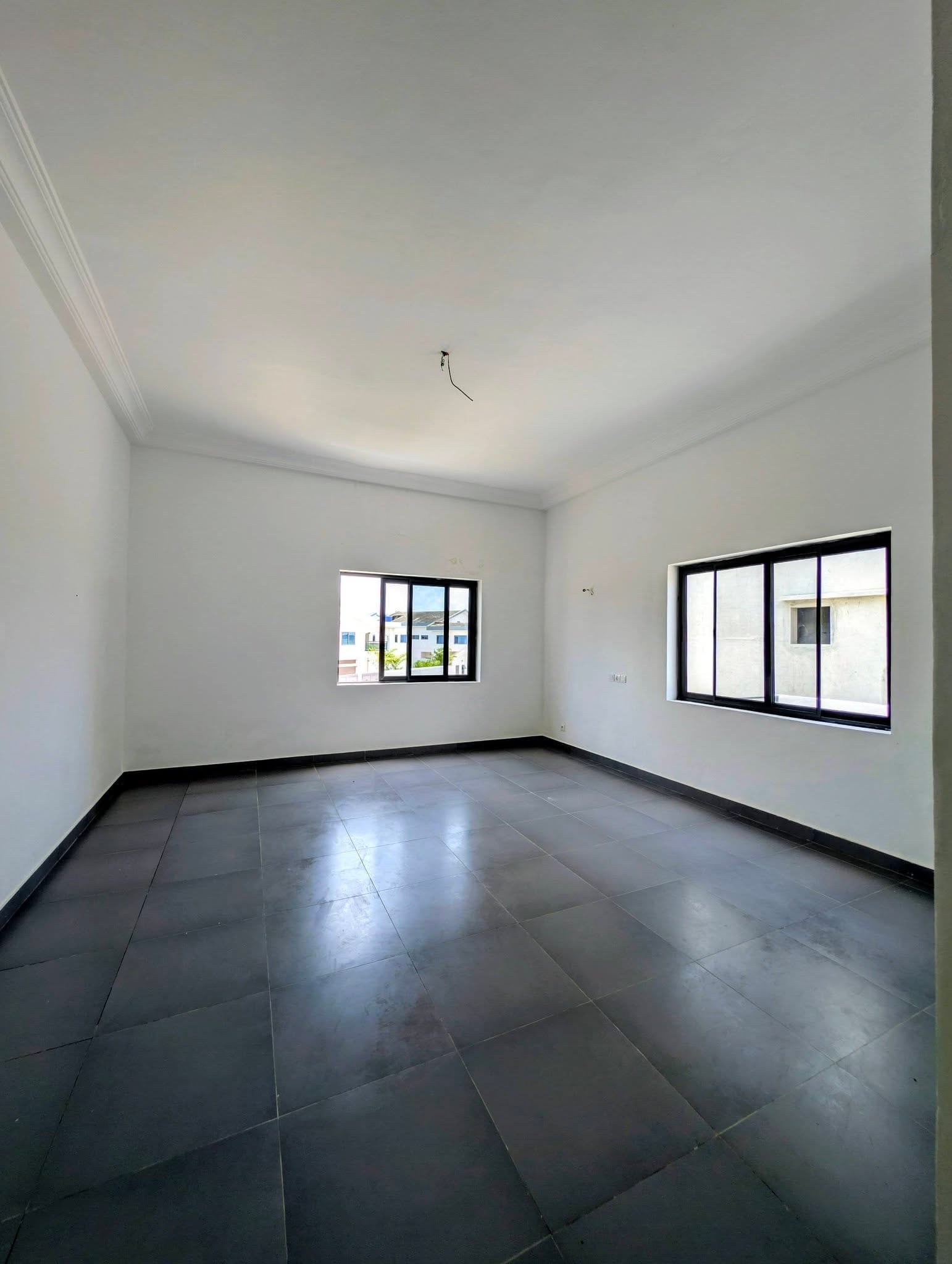 Villa duplex neuve à louer à Akpakpa Cité CENSAD Cotonou 13