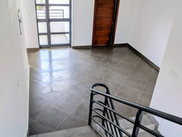 Villa duplex neuve à louer à Akpakpa Cité CENSAD Cotonou 15