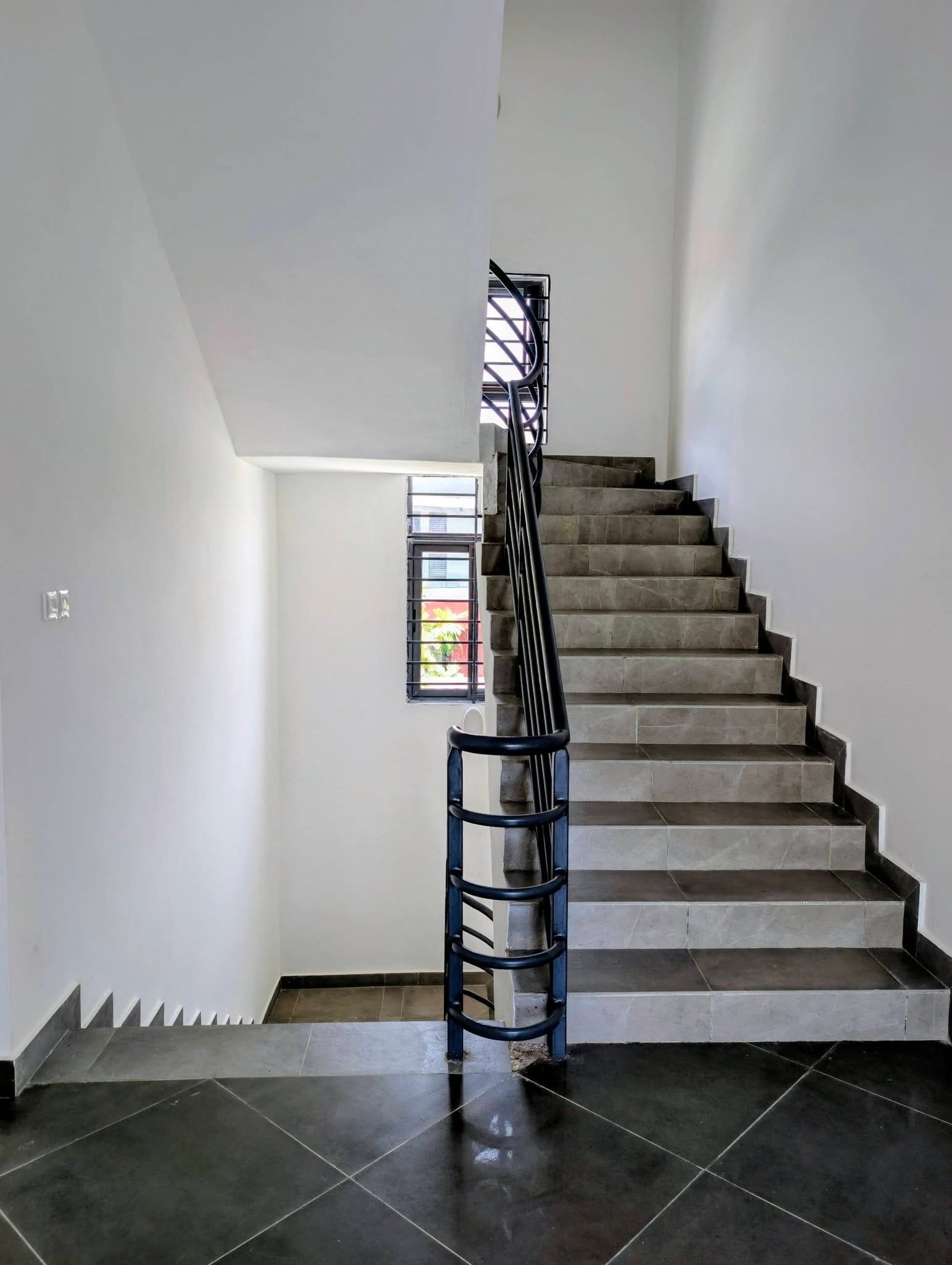 Villa duplex neuve à louer à Akpakpa Cité CENSAD Cotonou 16