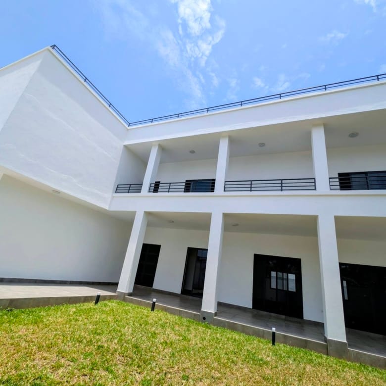 Villa duplex neuve à louer à Akpakpa Cité CENSAD Cotonou 2