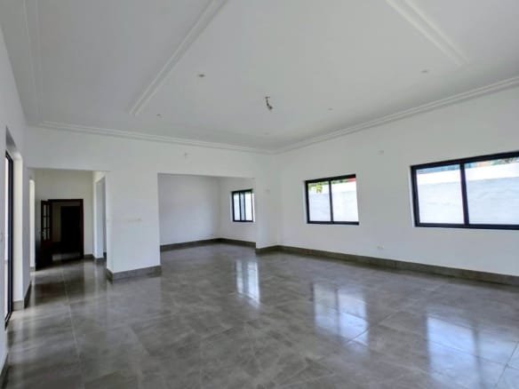 Villa duplex neuve à louer à Akpakpa Cité CENSAD Cotonou 4