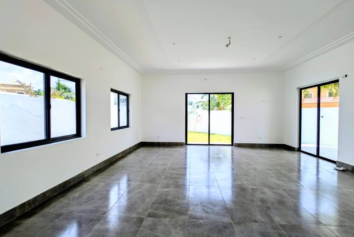 Villa duplex neuve à louer à Akpakpa Cité CENSAD Cotonou 5