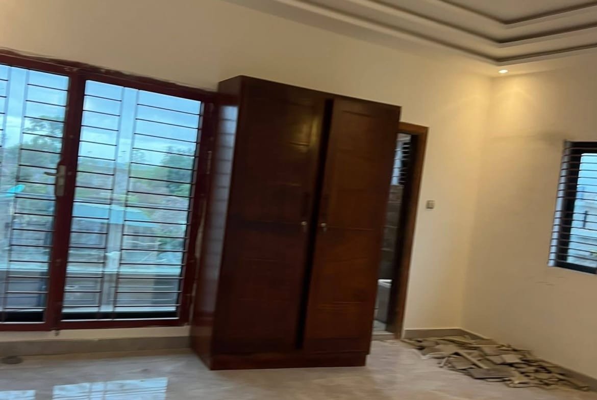 Villa duplex neuve avec vue mer à Fidjrossè Togbin 3