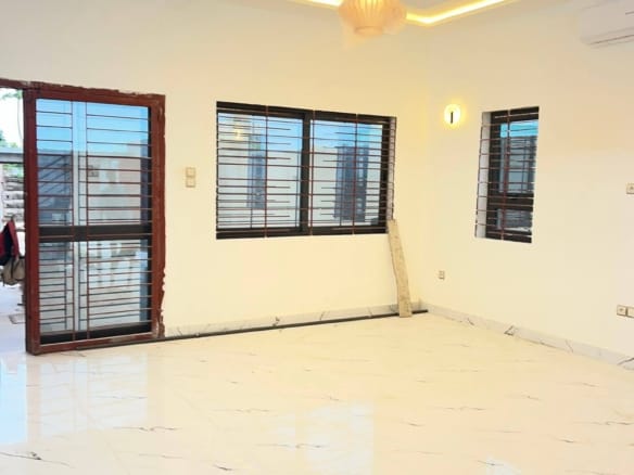 Villa duplex neuve avec vue mer à Fidjrossè Togbin 4