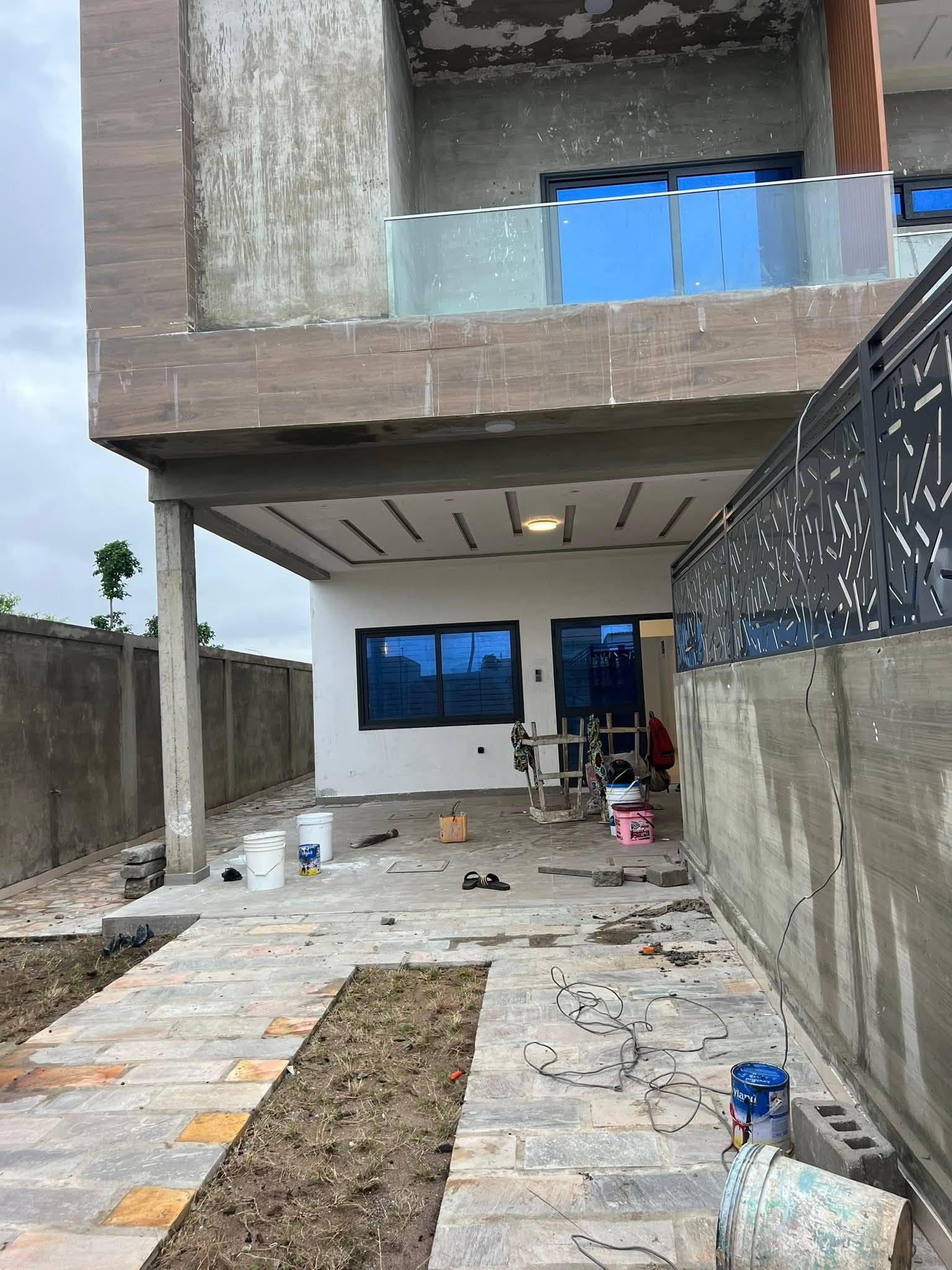 Villa duplex neuve avec vue mer à Fidjrossè Togbin