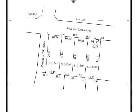 3 parcelles avec titre foncier à Fidjrossè Togbin Zone 3