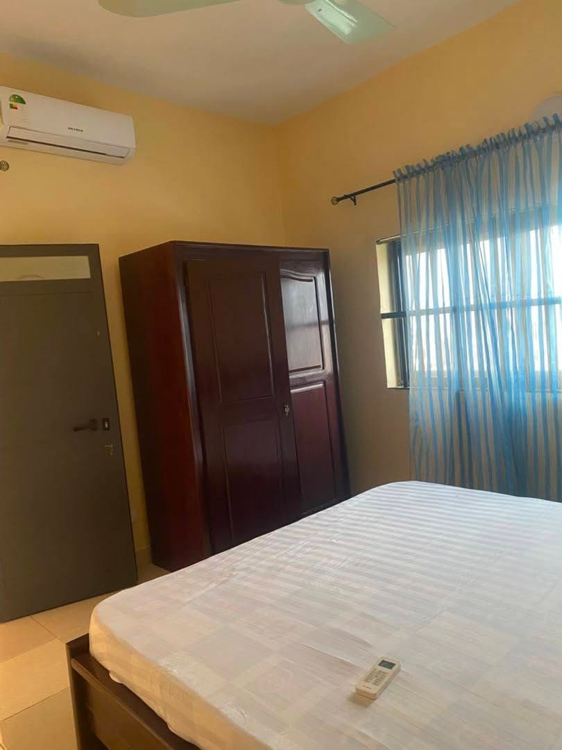 Appartement à louer à Fidjrossè Plage 6