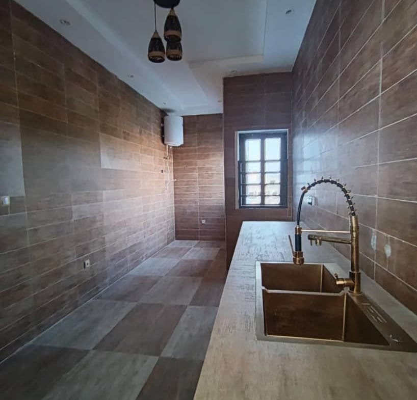 Appartement climatisé de 3 chambres à Fidjrossè Akogbato 11