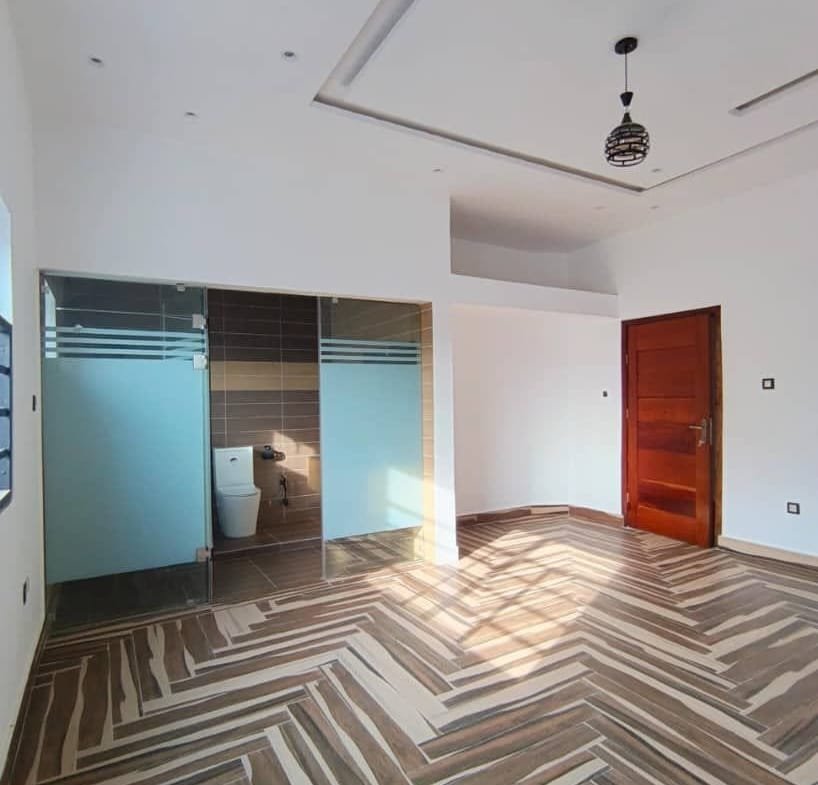 Appartement climatisé de 3 chambres à Fidjrossè Akogbato 2
