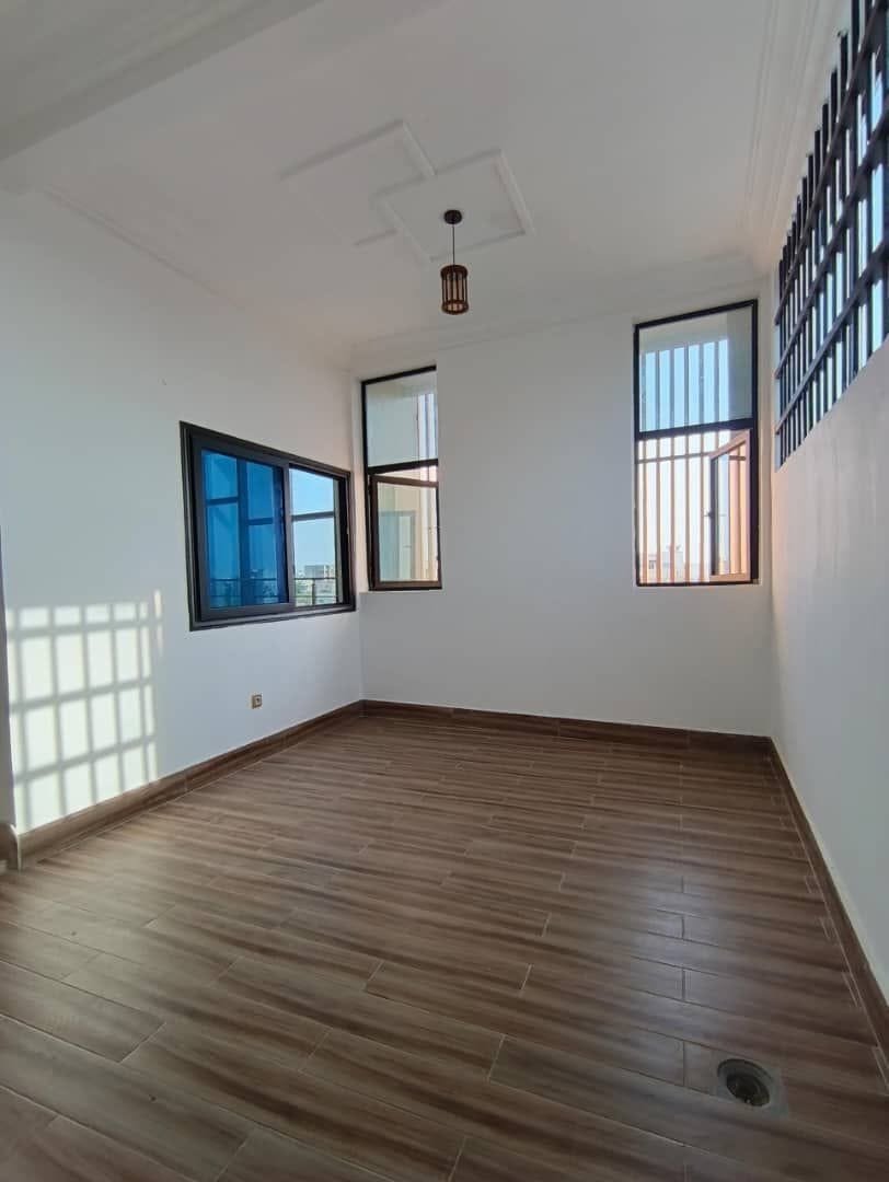Appartement climatisé de 3 chambres à Fidjrossè Akogbato 3