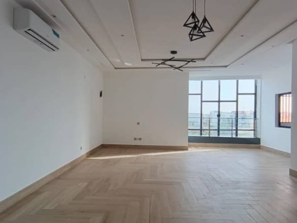 Appartement climatisé de 3 chambres à Fidjrossè Akogbato