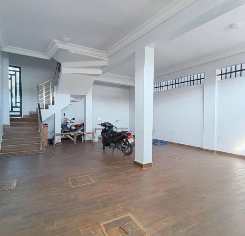 Appartement climatisé de 3 chambres à Fidjrossè Akogbato 7