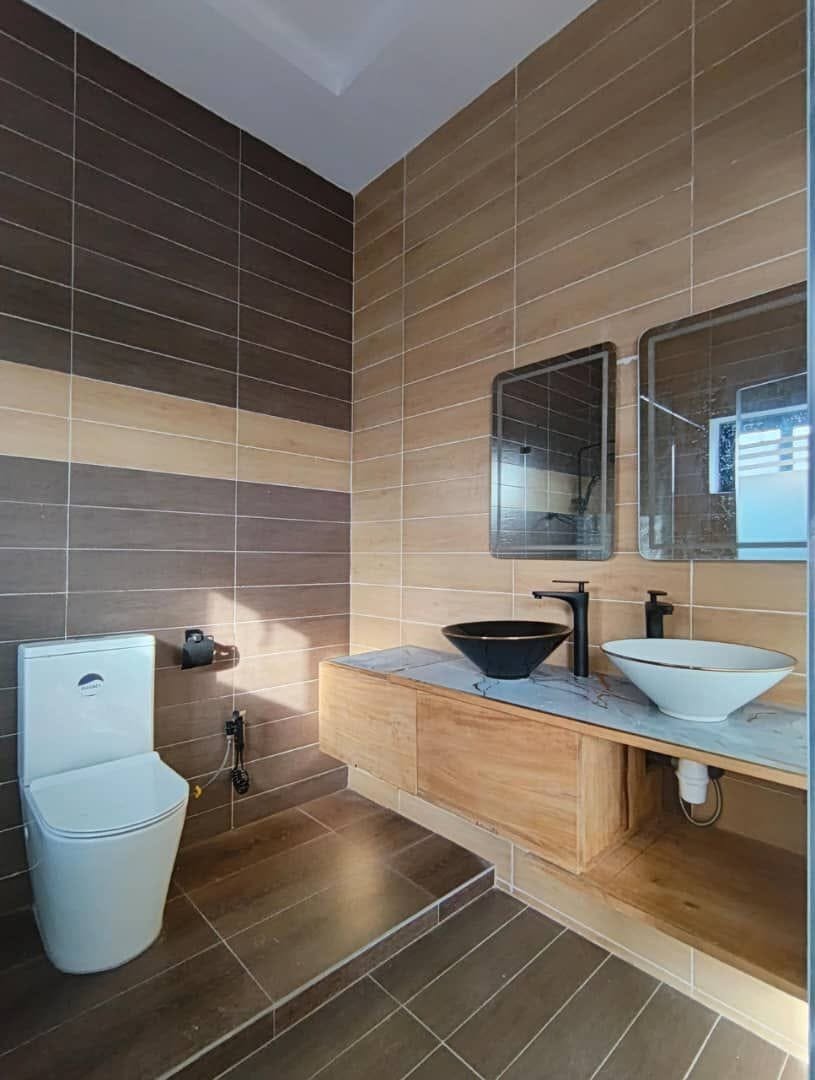 Appartement climatisé de 3 chambres à Fidjrossè Akogbato 8