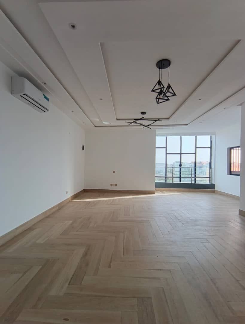 Appartement climatisé de 3 chambres à Fidjrossè Akogbato Appartement climatisé de 3 chambres à Fidjrossè Akogbato