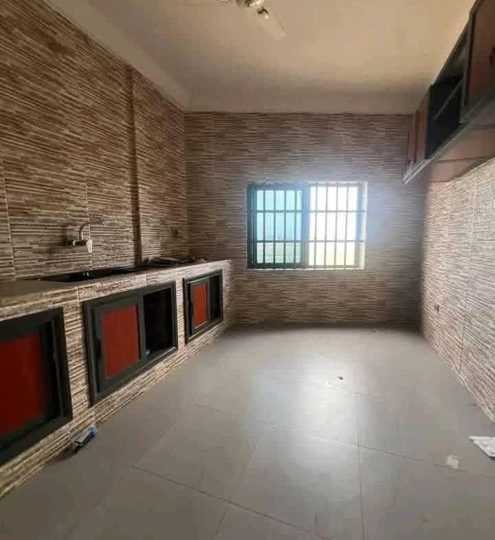 Appartement de 2 chambres à Fidjrossè Gondouana 5