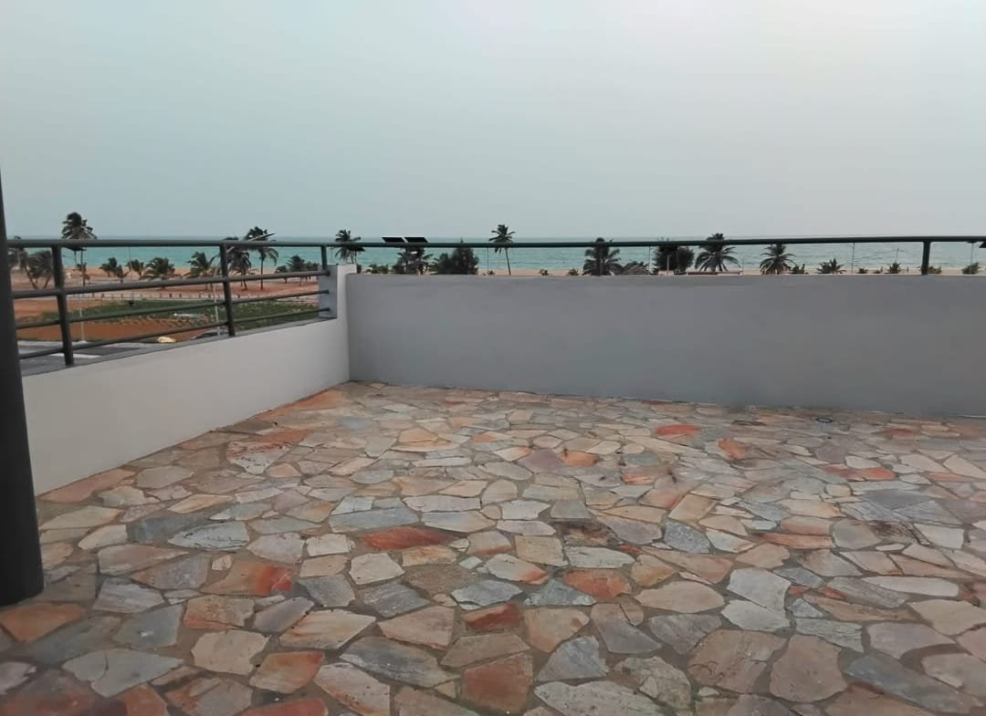 Appartement de 5 chambres avec vue sur mer à Fidjrossè Plage