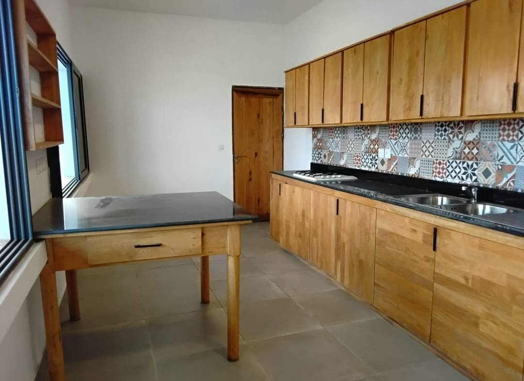Appartement de 5 chambres avec vue sur mer à Fidjrossè Plage 11