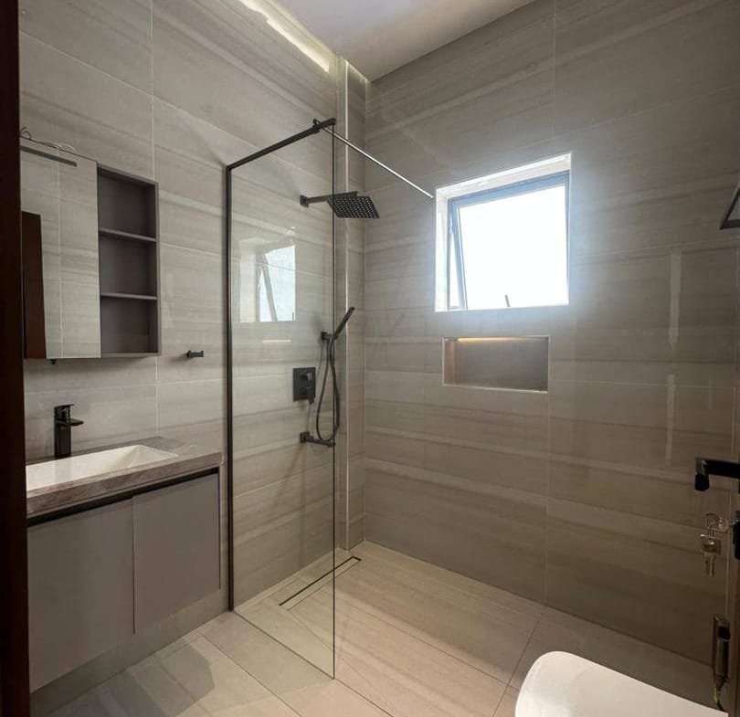 Appartement de standing neuf à la Haie Vive 13