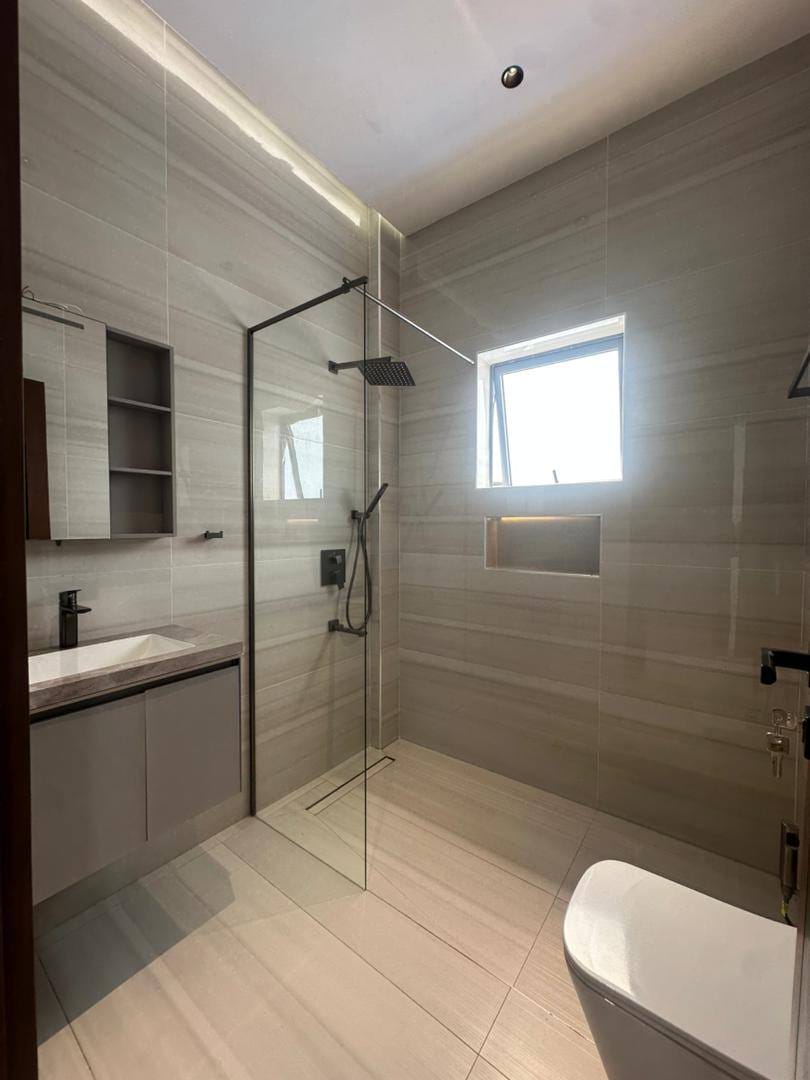 Appartement de standing neuf à la Haie Vive 13