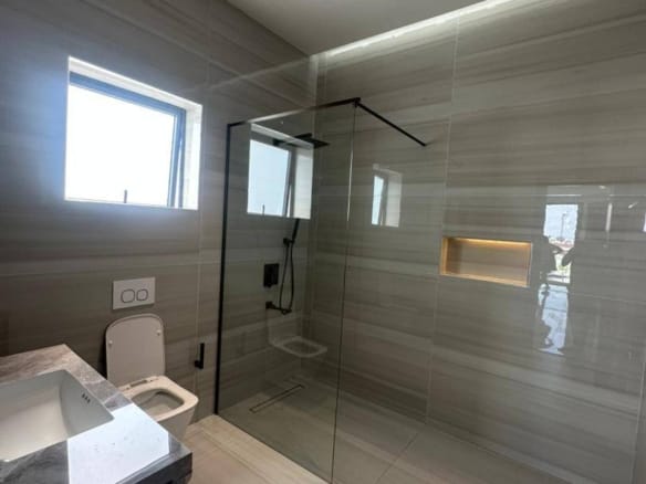 Appartement de standing neuf à la Haie Vive 9