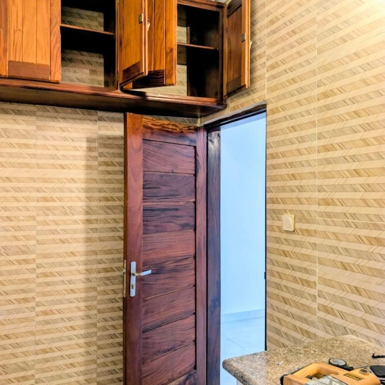 Appartement duplex de 2 chambres à Fidjrossè Calvaire 8
