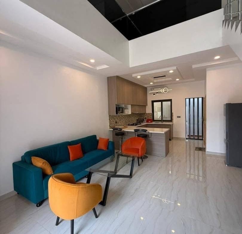 Appartement duplex meublé neuf à Fidjrossè Plage 14