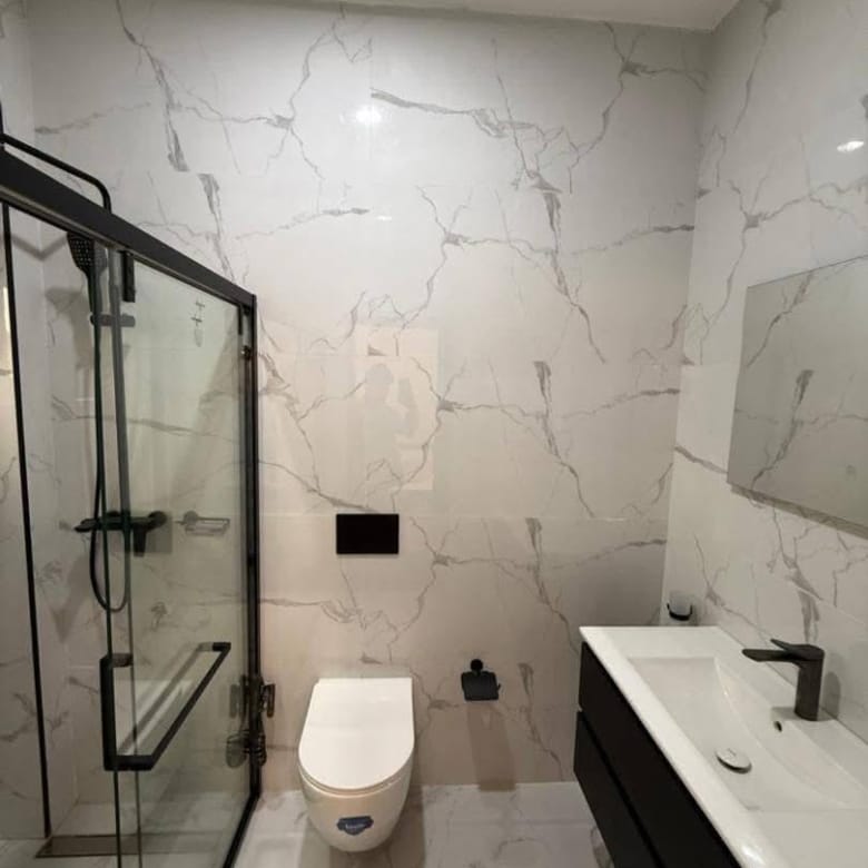 Appartement duplex meublé neuf à Fidjrossè Plage 8