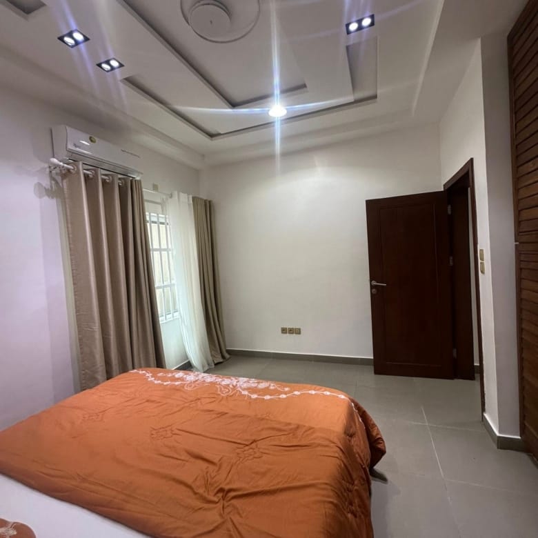 Appartement meublé avec entrée personnelle à Fidjrossè Plage 11