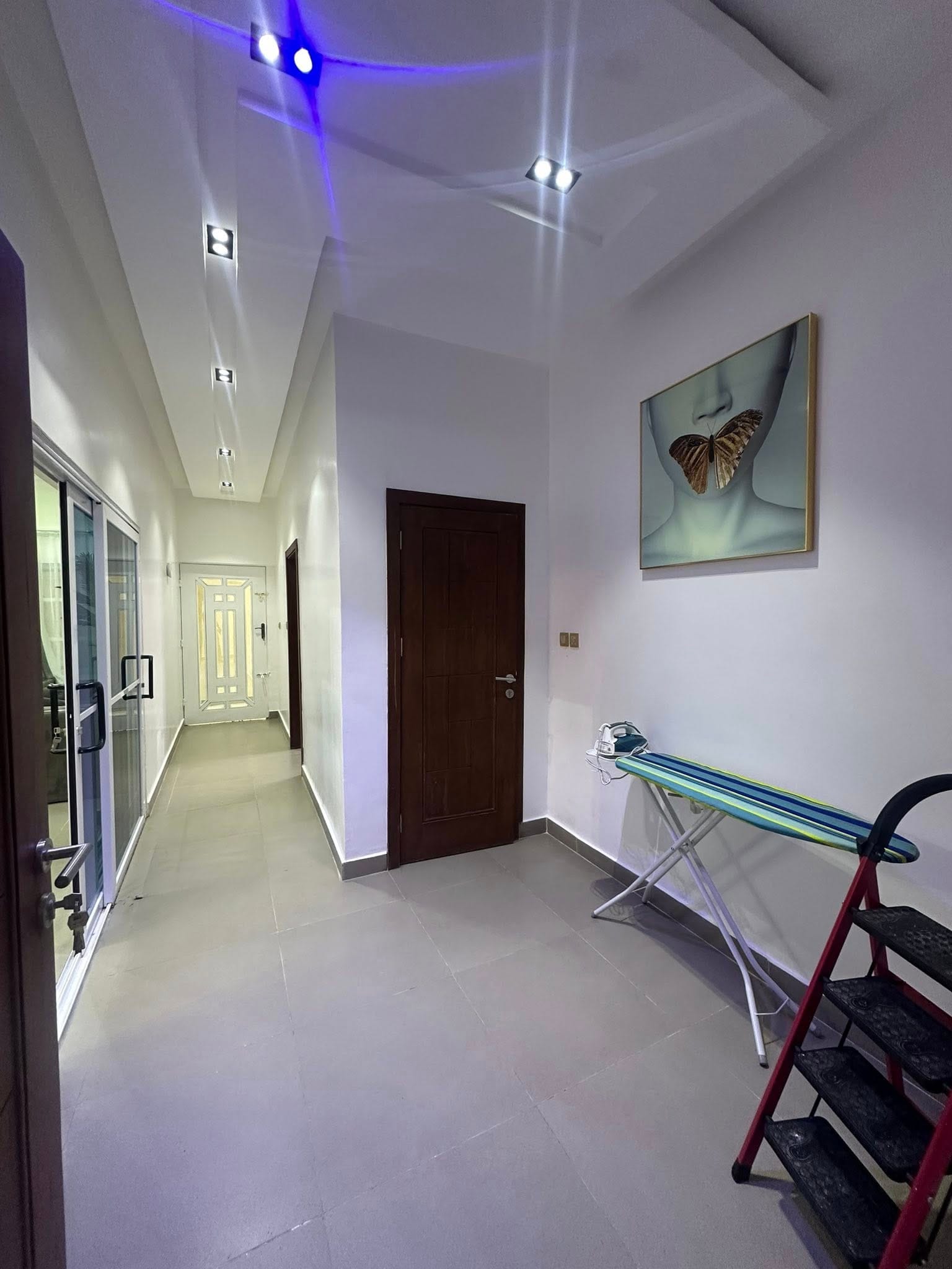 Appartement meublé avec entrée personnelle à Fidjrossè Plage 12