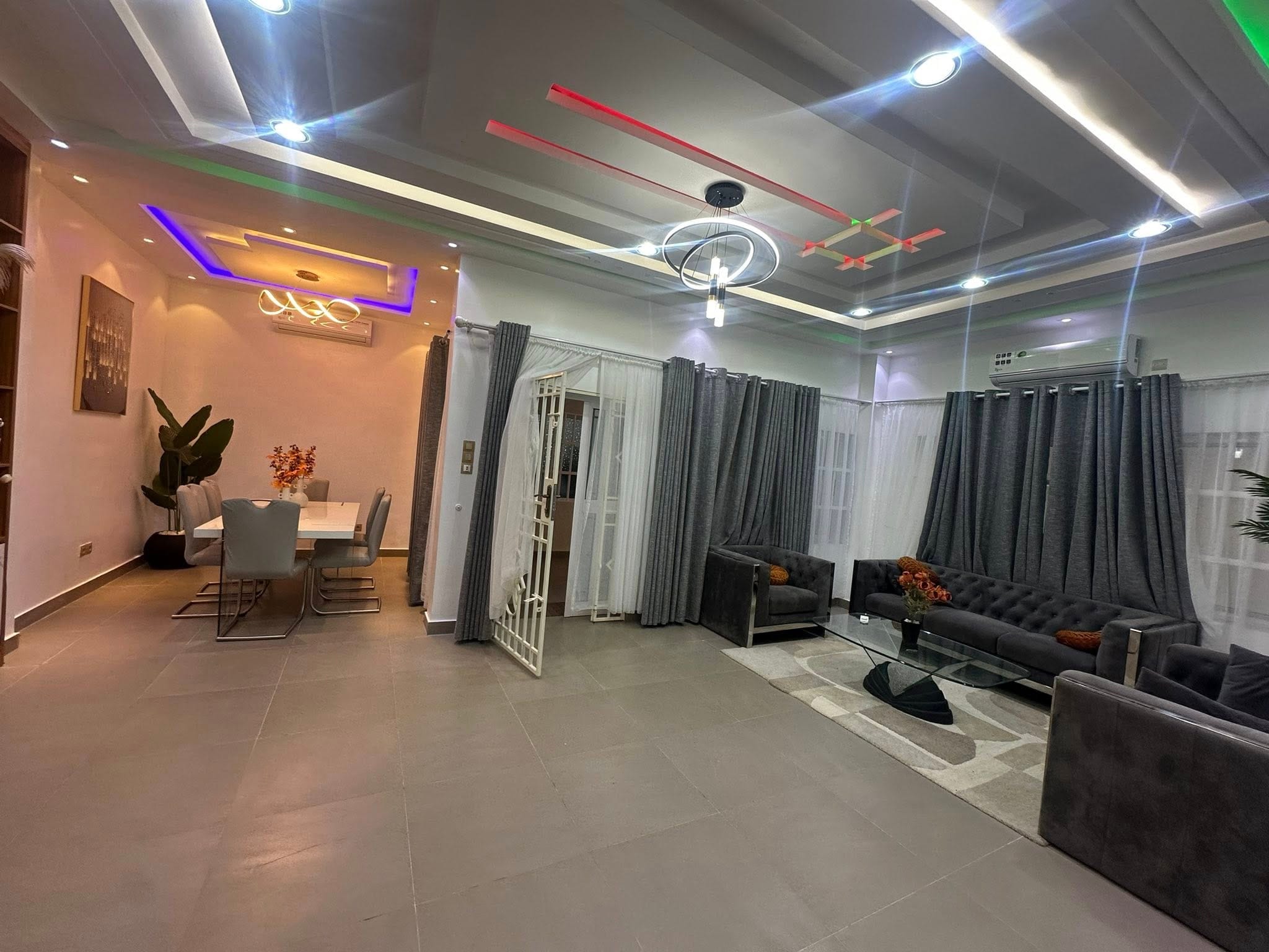 Appartement meublé avec entrée personnelle à Fidjrossè Plage 6