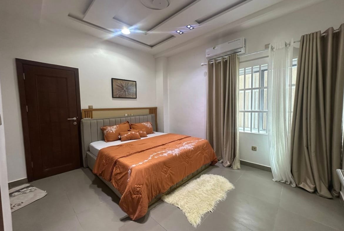 Appartement meublé avec entrée personnelle à Fidjrossè Plage 7