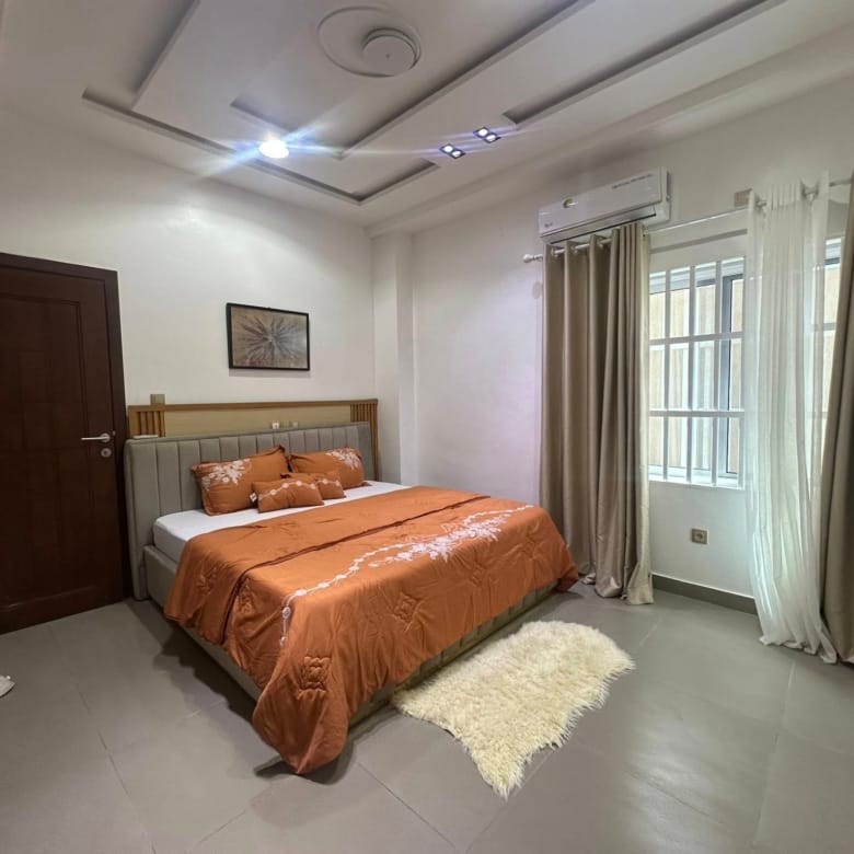 Appartement meublé avec entrée personnelle à Fidjrossè Plage 7