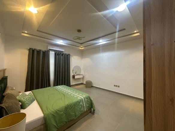Appartement meublé avec entrée personnelle à Fidjrossè Plage 8