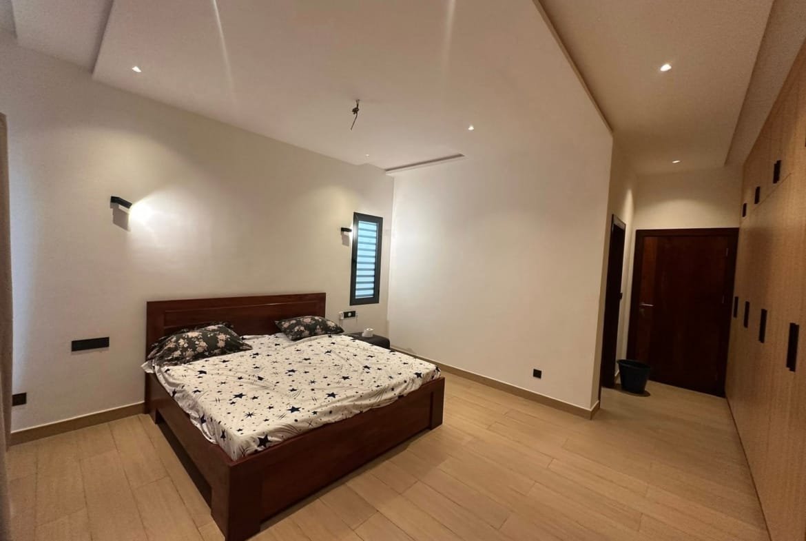 Appartement meublé avec jardin à Fidjrossè Plage 20