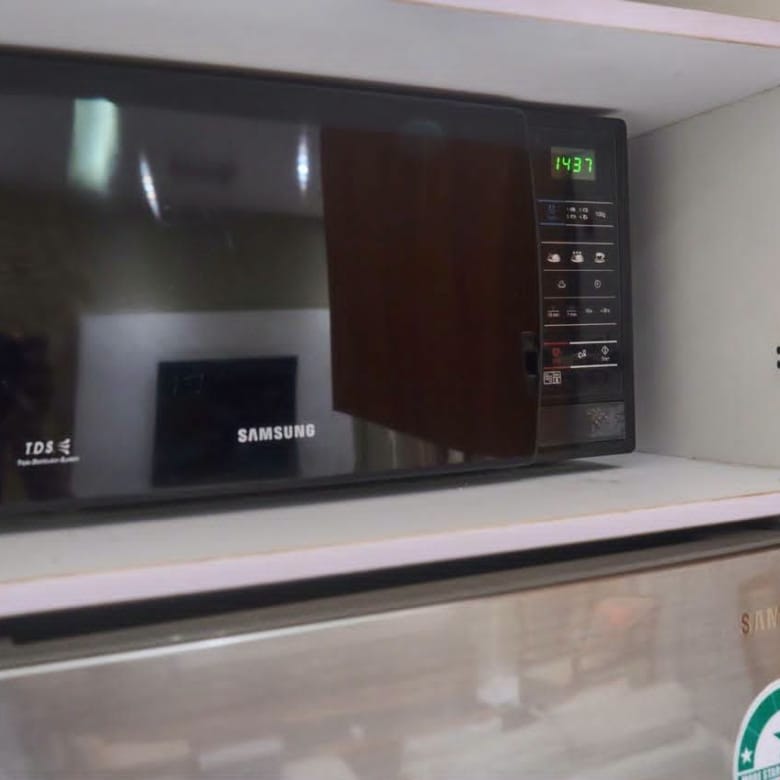 Appartement meublé avec piscine à Fidjrossè Plage 13